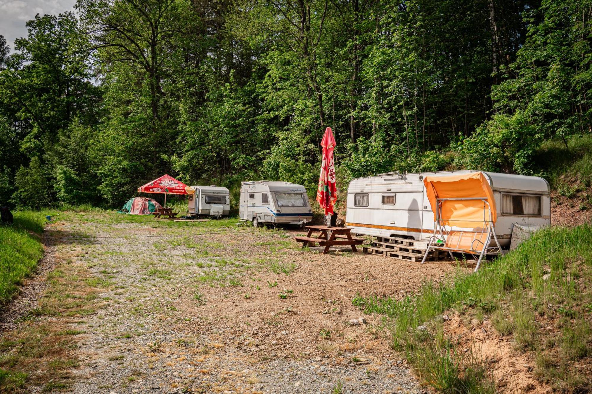 Karavan 3 V Arealu Koupaliste Bystre V Orlickych Horach Exteriör bild